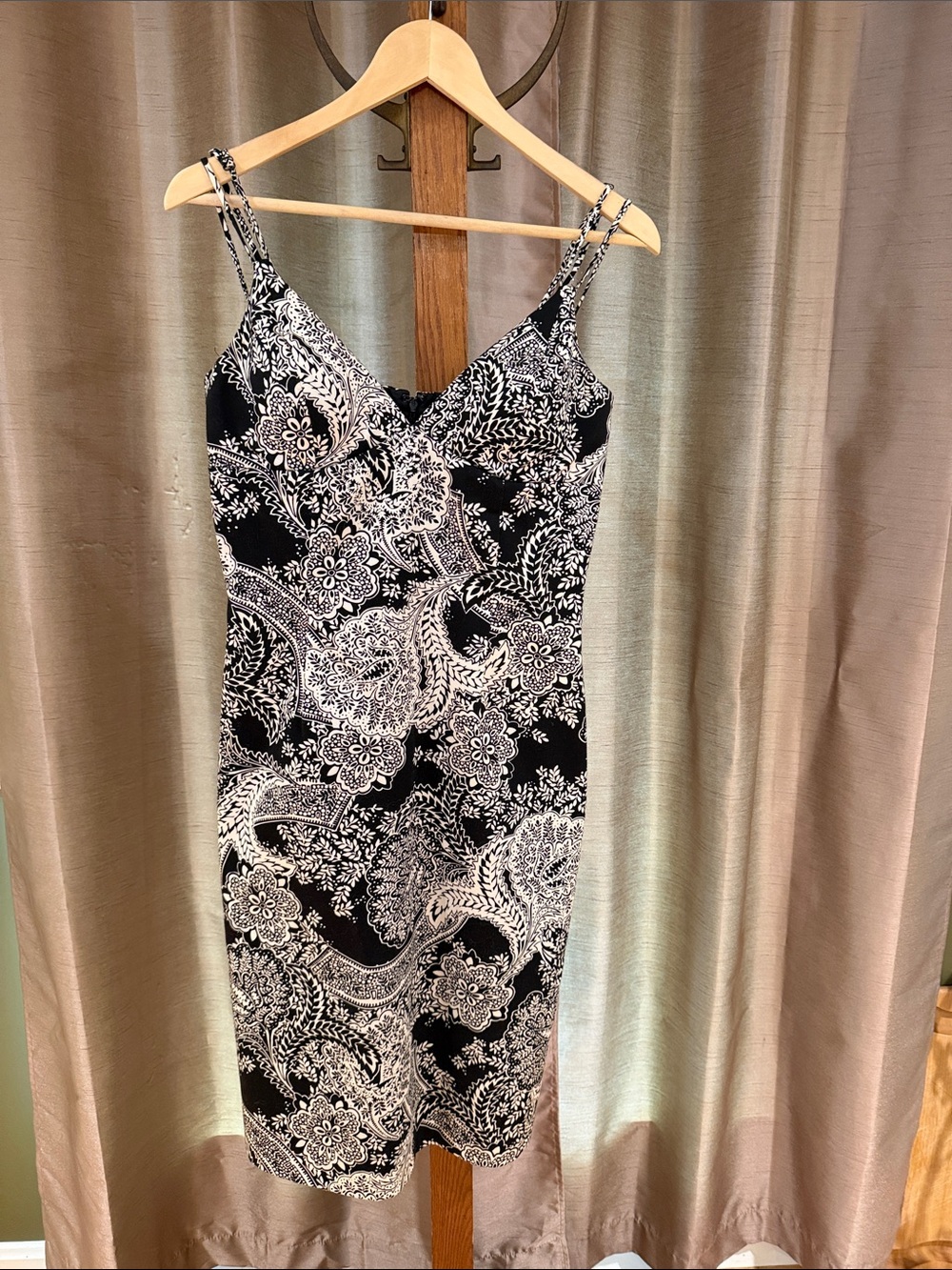 Morrell Maxie Black & White Paisley Midi Dress